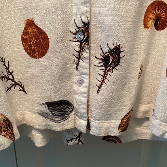 SEASHELL NAUTICAL Jane + Delancey shirt brown & gray shells Large OCEAN FUN - Picture 4 of 12